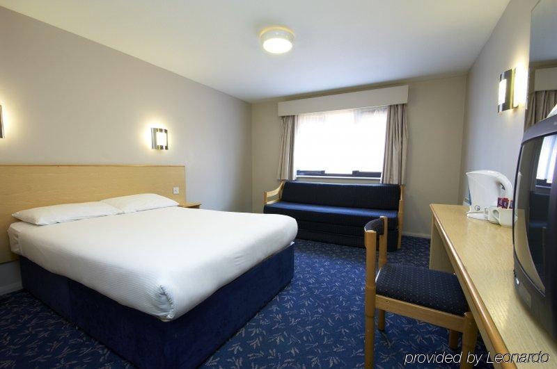 Travelodge 워터퍼드 외부 사진